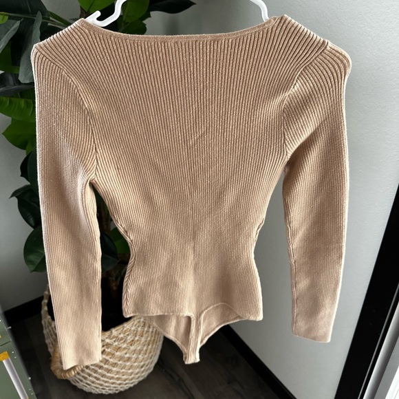 Abercrombie & Fitch sweater bodysuit - Picture 2 of 2